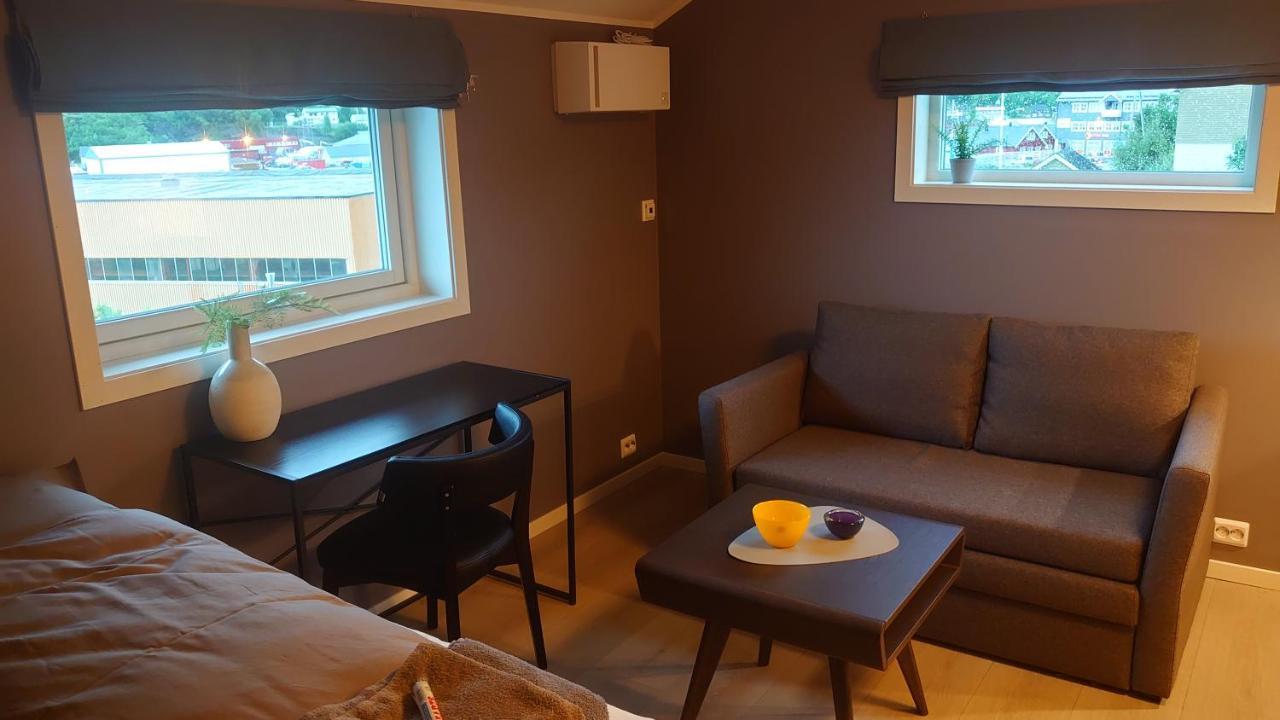 Pa Hjornet Gjestehus Skjervoy Luaran gambar